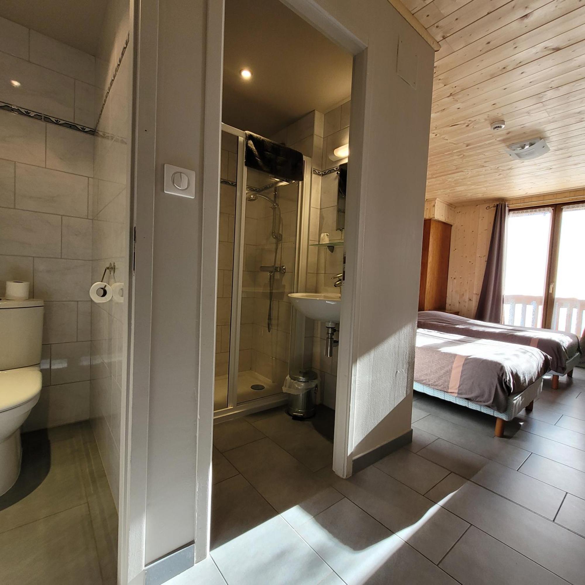 Hotel Du Lac Des Corbeaux ลาแบรส ภายนอก รูปภาพ